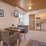 Gościnne West 3*