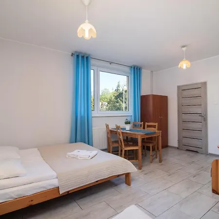 بيت ضيافة Goscinne West 3*