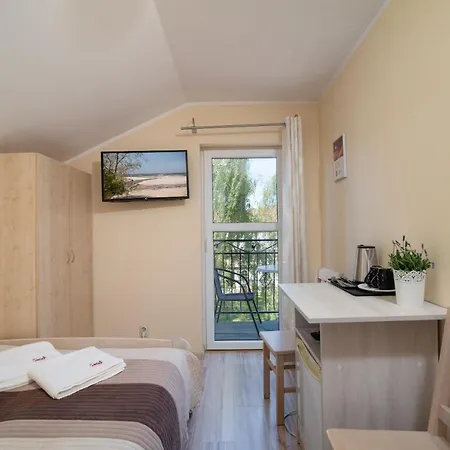 Guest house Goscinne West *