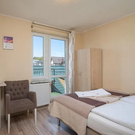 Guest house Goscinne West *