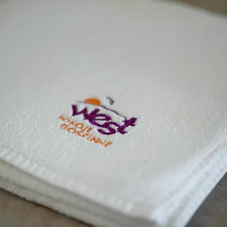 Goscinne West بيت ضيافة 3*