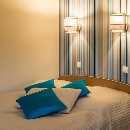 Goscinne West ゲストハウス 3*