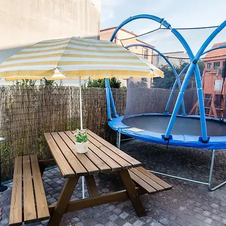 Goscinne West 3*